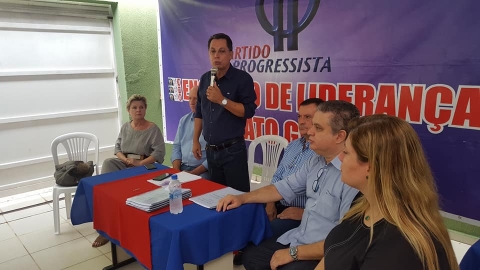 ezequiel coletiva PP
