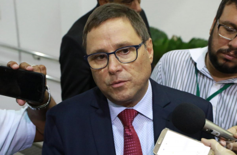 Mauro Carvalho