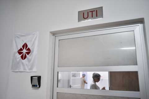 Leito UTI hospital