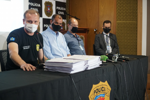 coletiva caso isabele 1.jpg