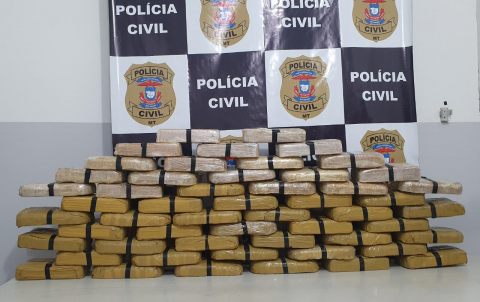 dre pontes e lacerda.jpg
