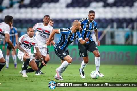 Gr&ecirc;mio e SP 