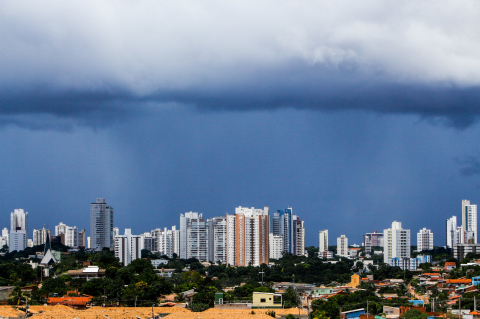 C&eacute;u nublado Cuiab&aacute;