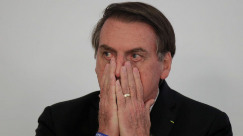 BOLSONARO TRISTE