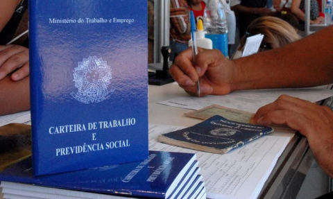 Carteira de trabalho emprego desemprego fgts