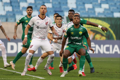 Cuiab&aacute; e Athletico 