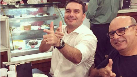 Fl&aacute;vio/ Queiroz 