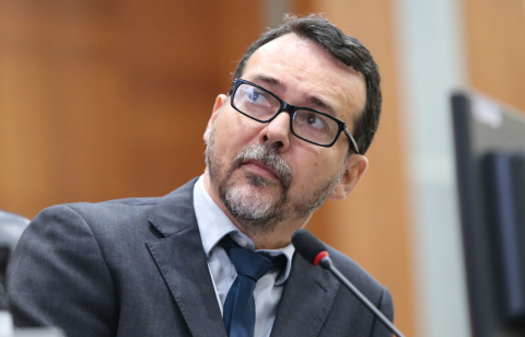 Dep. L&uacute;dio Cabral