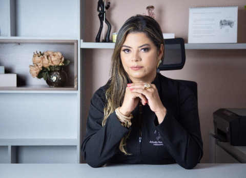 fonoaudióloga Aricelly Nascimento