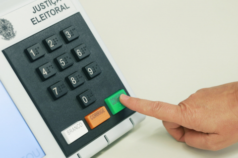 urna eletr&ocirc;nica