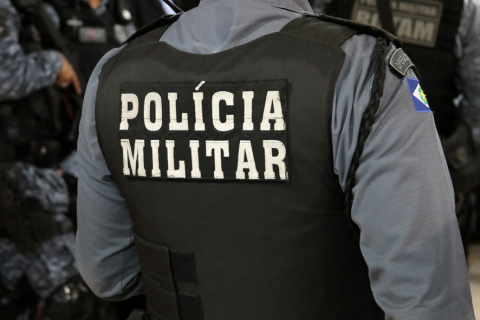Pol&iacute;cia Militar