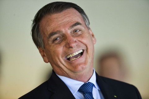 bolsonaro rindo.jpg