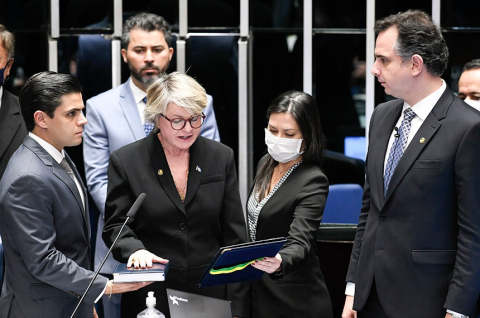 posse margareth buzetti.jpg