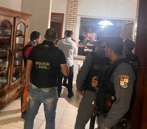 pris&atilde;o filho do Carlos Bezerra