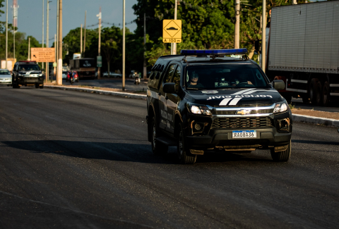 viatura pol&iacute;cia civil