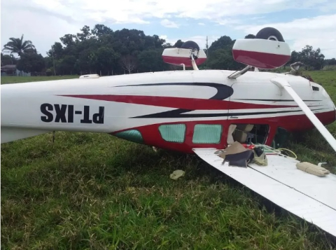 avião Operação Cessna
