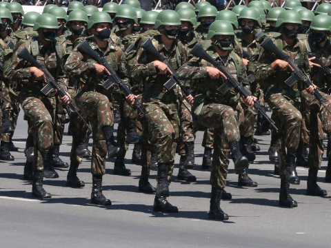 Soldado Ex&eacute;rcito