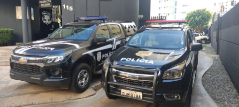 viaturas da Polícia Civil