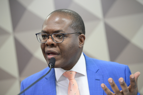 Ministro Silvio Almeida