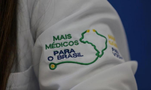 Mais M&eacute;dicos