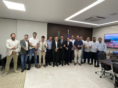 prefeitos reuni&atilde;o Mauro Mendes