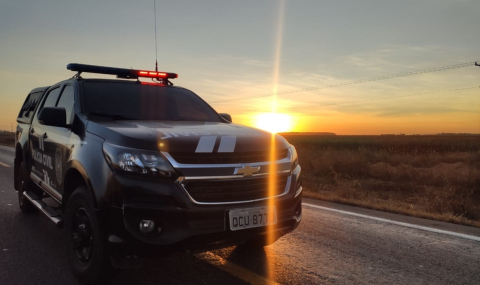 viatura pol&iacute;cia civil